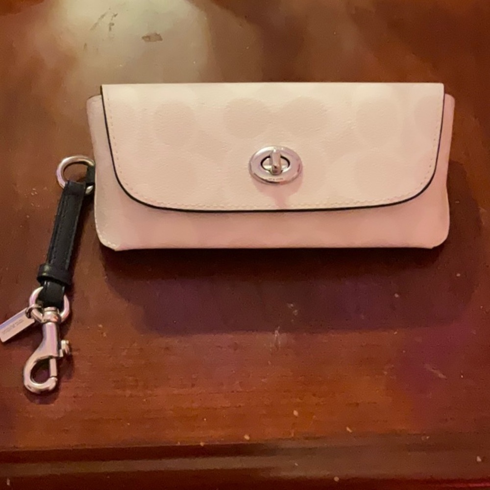 Coach sunglasses case
